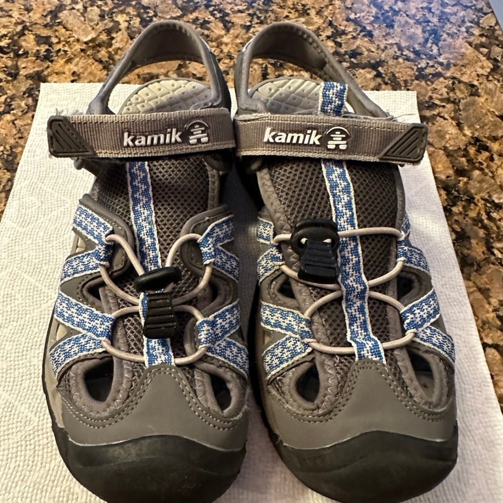 Kamik Islander Women’s Sandals (size 8)